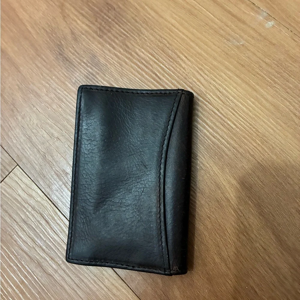 Osgoode Marley RFID Gusset Card Case in a brown